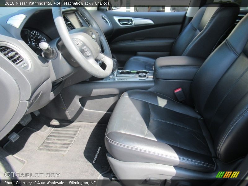 Magnetic Black / Charcoal 2018 Nissan Pathfinder SL 4x4