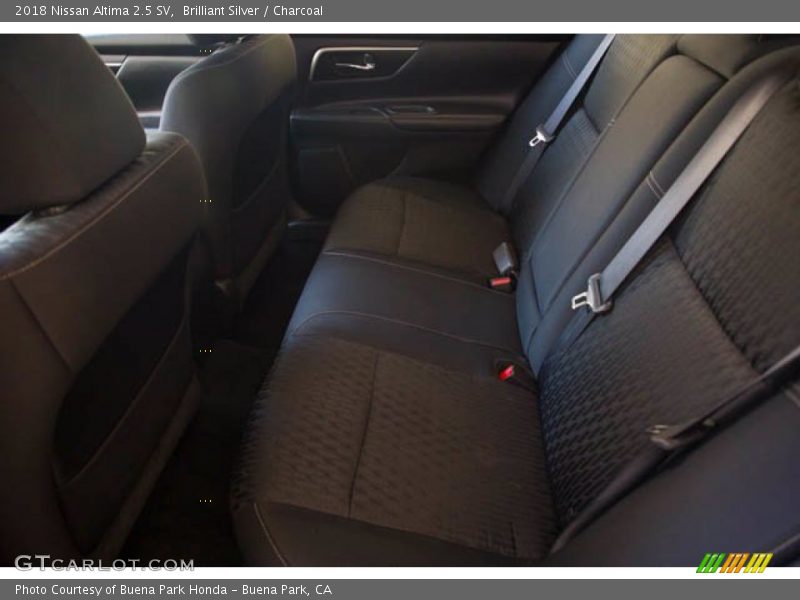 Brilliant Silver / Charcoal 2018 Nissan Altima 2.5 SV