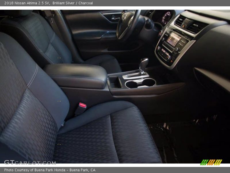 Brilliant Silver / Charcoal 2018 Nissan Altima 2.5 SV