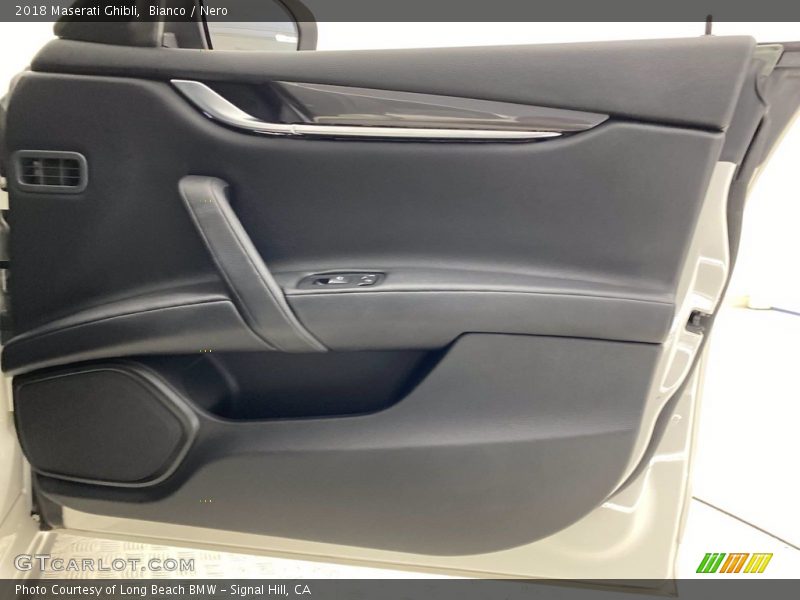 Door Panel of 2018 Ghibli 