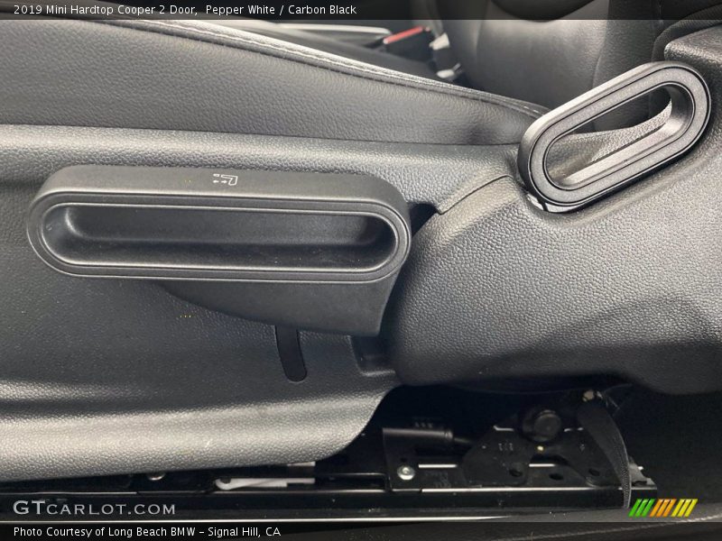 Pepper White / Carbon Black 2019 Mini Hardtop Cooper 2 Door
