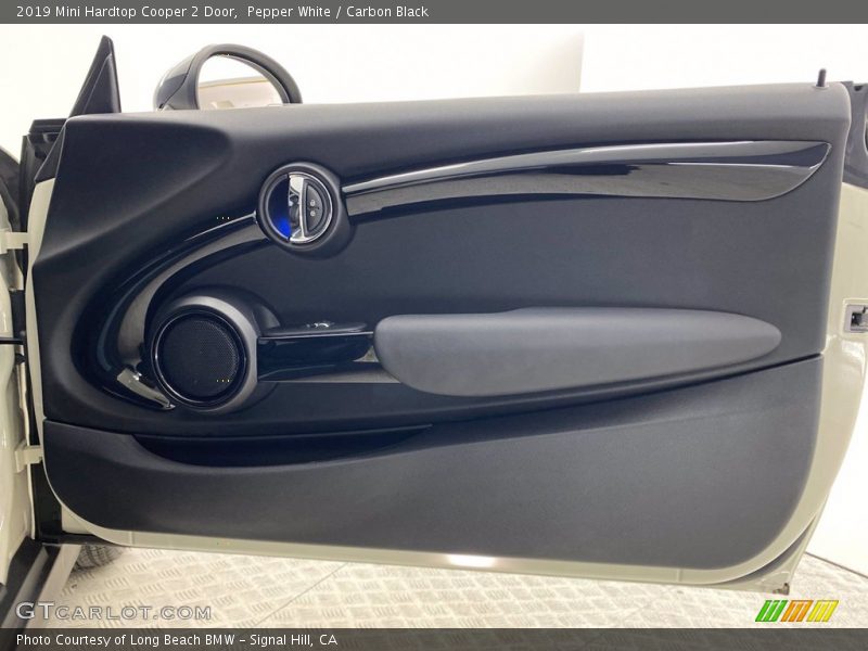 Pepper White / Carbon Black 2019 Mini Hardtop Cooper 2 Door
