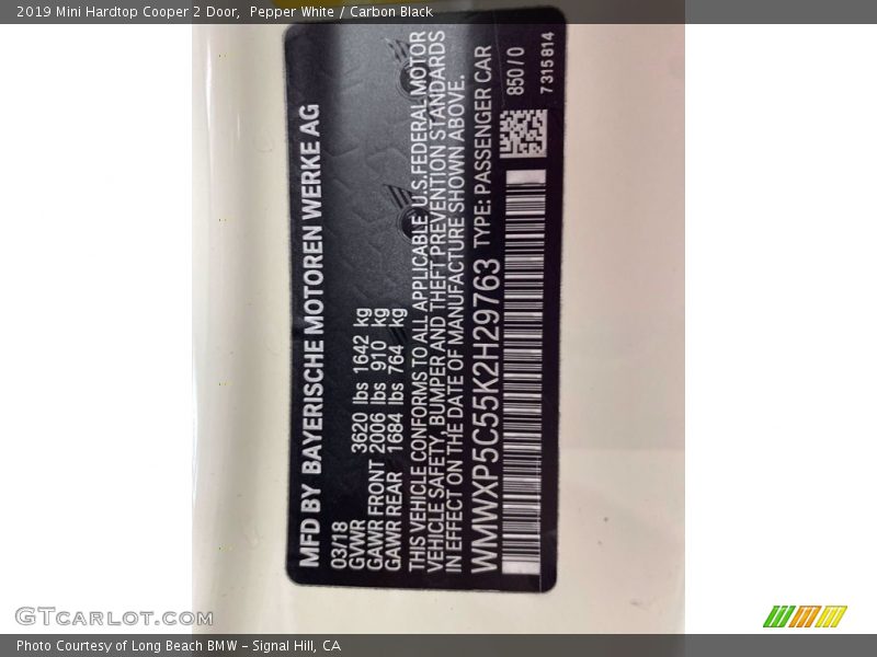 Pepper White / Carbon Black 2019 Mini Hardtop Cooper 2 Door
