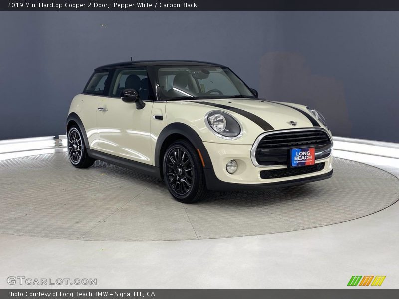 Pepper White / Carbon Black 2019 Mini Hardtop Cooper 2 Door