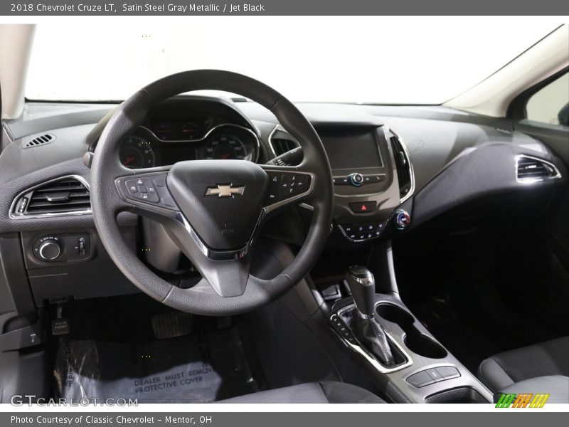 Satin Steel Gray Metallic / Jet Black 2018 Chevrolet Cruze LT