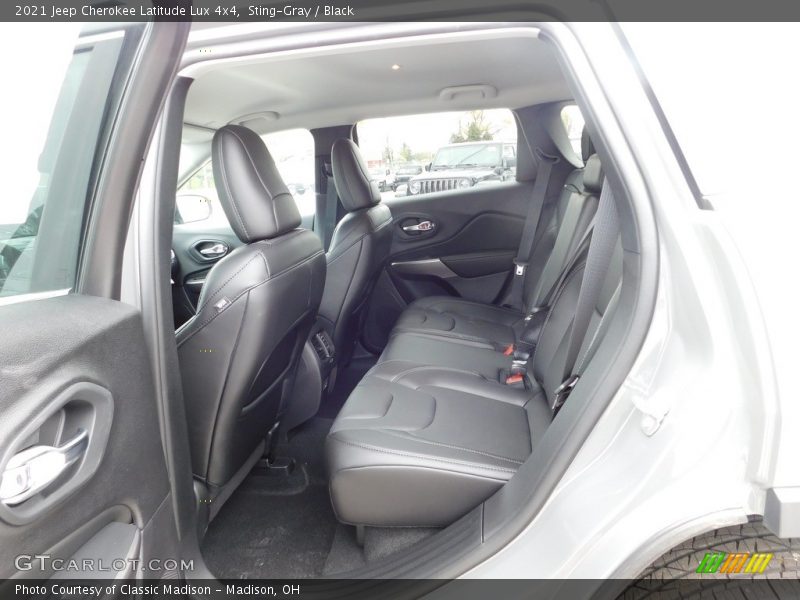 Sting-Gray / Black 2021 Jeep Cherokee Latitude Lux 4x4