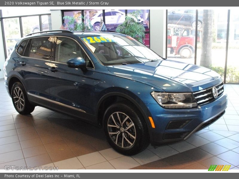 Blue Silk Metallic / Storm Gray 2020 Volkswagen Tiguan SE