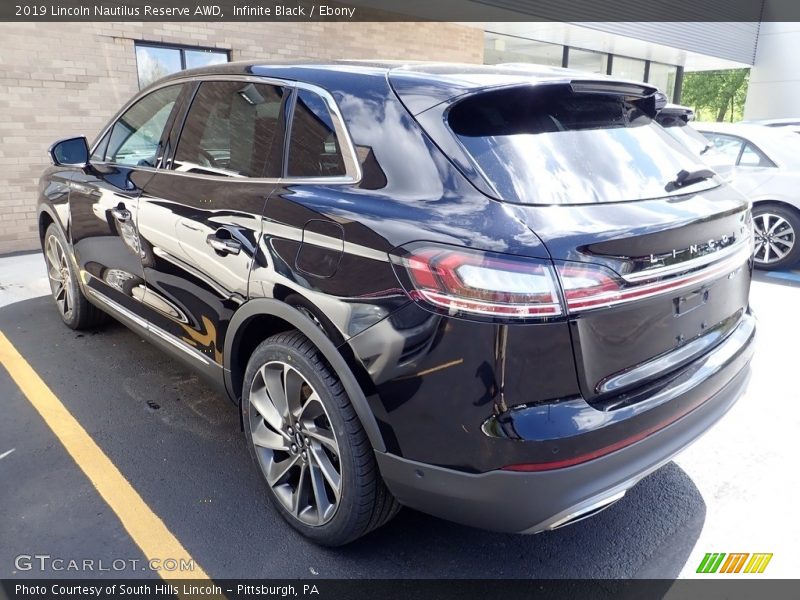 Infinite Black / Ebony 2019 Lincoln Nautilus Reserve AWD