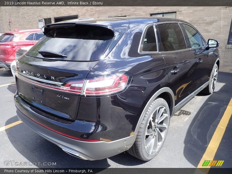 Infinite Black / Ebony 2019 Lincoln Nautilus Reserve AWD