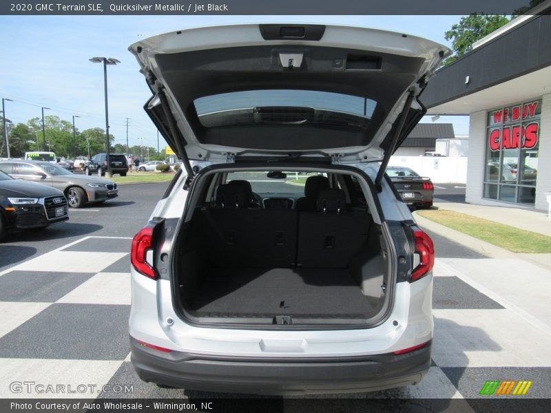 Quicksilver Metallic / Jet Black 2020 GMC Terrain SLE