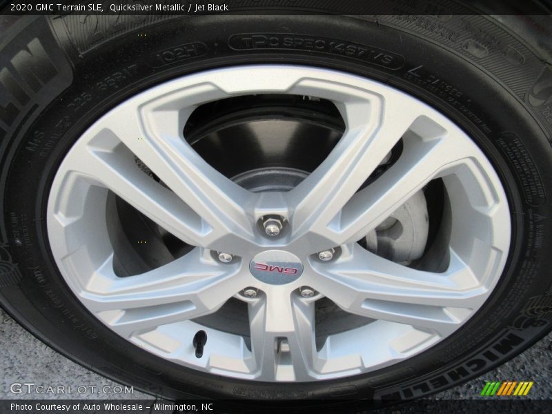 Quicksilver Metallic / Jet Black 2020 GMC Terrain SLE