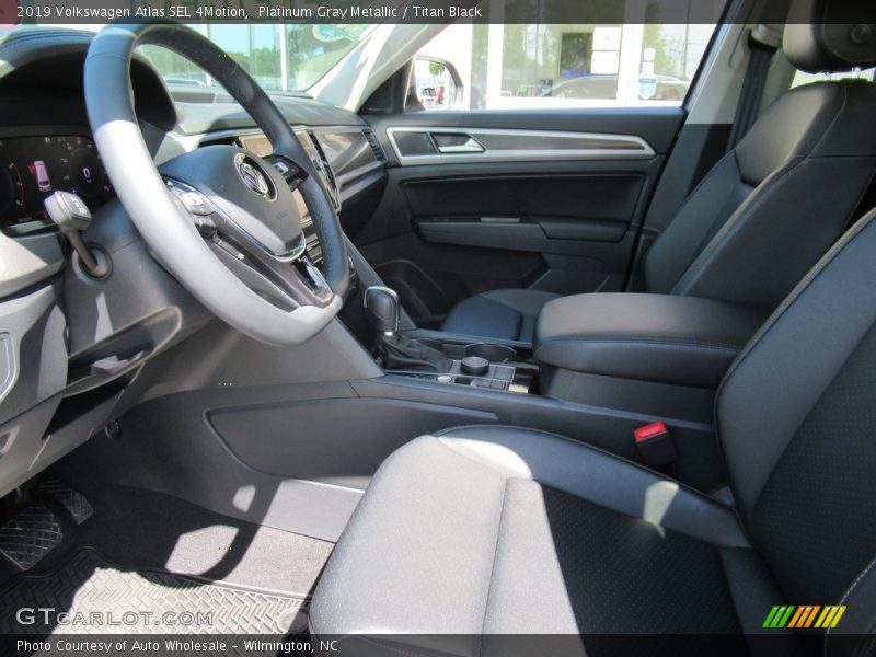 Platinum Gray Metallic / Titan Black 2019 Volkswagen Atlas SEL 4Motion