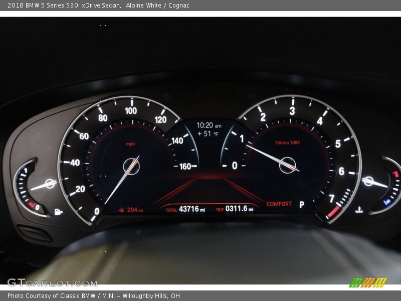 Alpine White / Cognac 2018 BMW 5 Series 530i xDrive Sedan