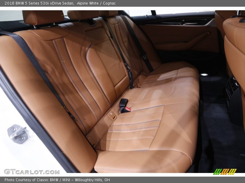 Alpine White / Cognac 2018 BMW 5 Series 530i xDrive Sedan