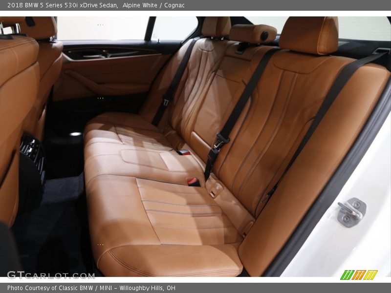 Alpine White / Cognac 2018 BMW 5 Series 530i xDrive Sedan