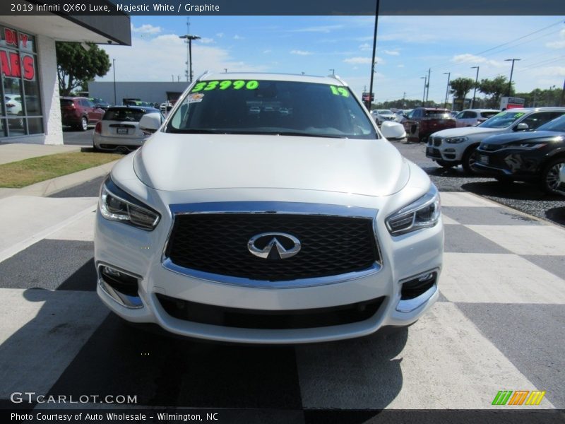 Majestic White / Graphite 2019 Infiniti QX60 Luxe