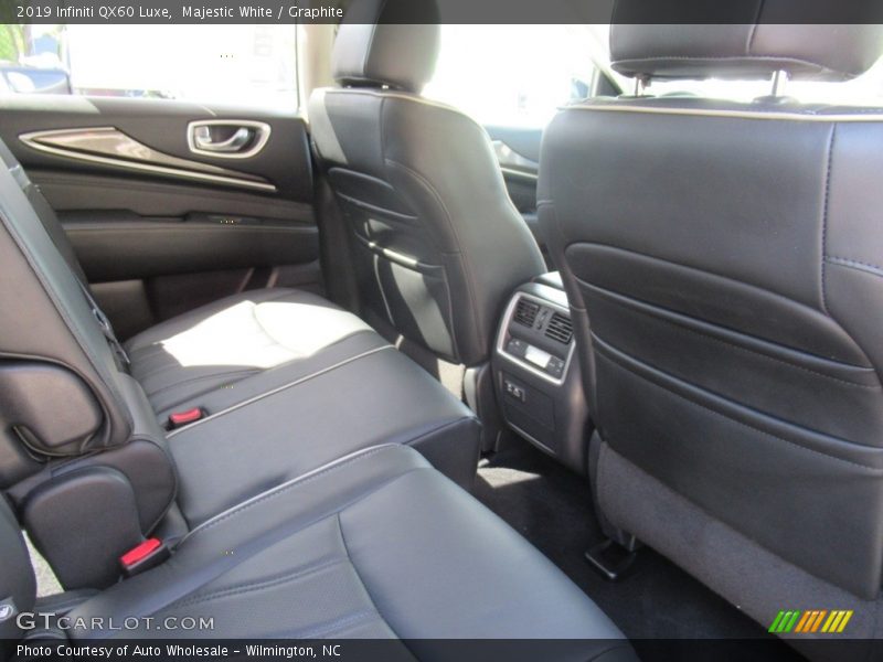 Majestic White / Graphite 2019 Infiniti QX60 Luxe
