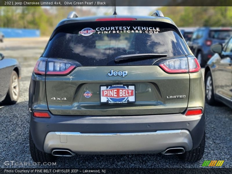 Olive Green Pearl / Black 2021 Jeep Cherokee Limited 4x4