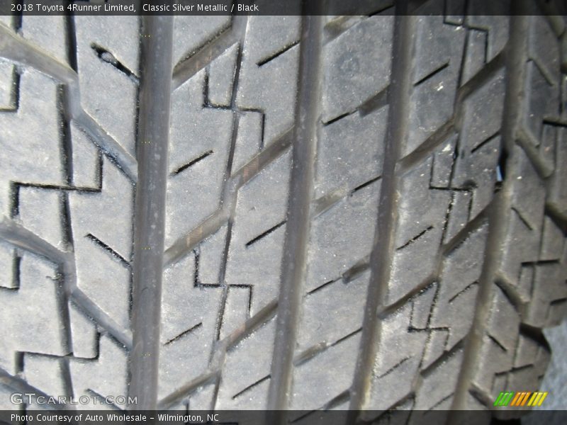 Classic Silver Metallic / Black 2018 Toyota 4Runner Limited