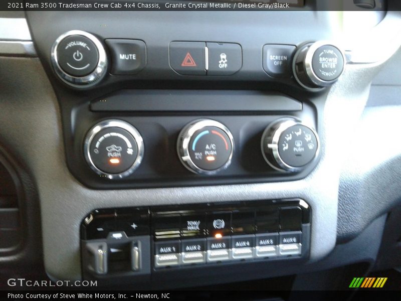 Controls of 2021 3500 Tradesman Crew Cab 4x4 Chassis