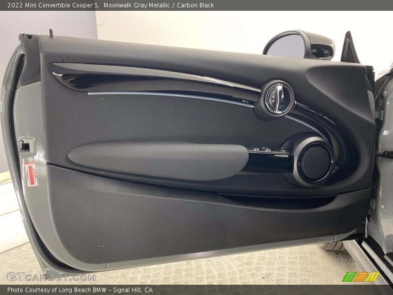 Door Panel of 2022 Convertible Cooper S