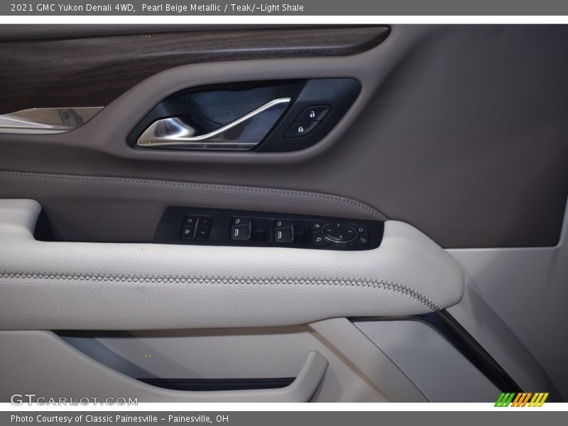 Pearl Beige Metallic / Teak/­Light Shale 2021 GMC Yukon Denali 4WD