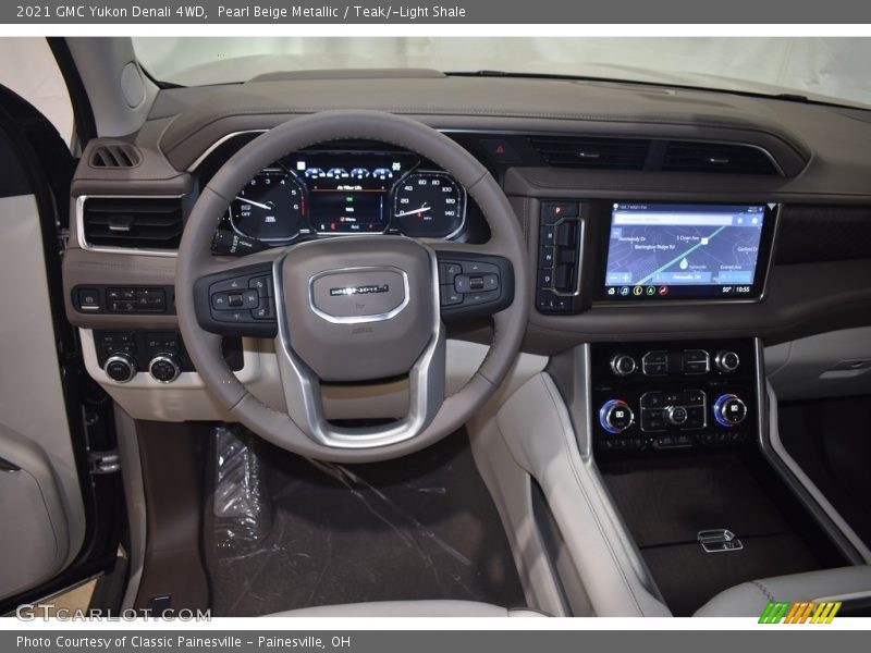 Pearl Beige Metallic / Teak/­Light Shale 2021 GMC Yukon Denali 4WD