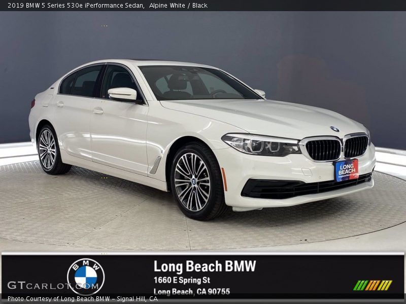 Alpine White / Black 2019 BMW 5 Series 530e iPerformance Sedan