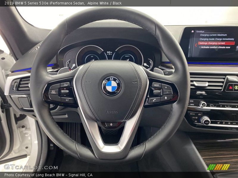 Alpine White / Black 2019 BMW 5 Series 530e iPerformance Sedan