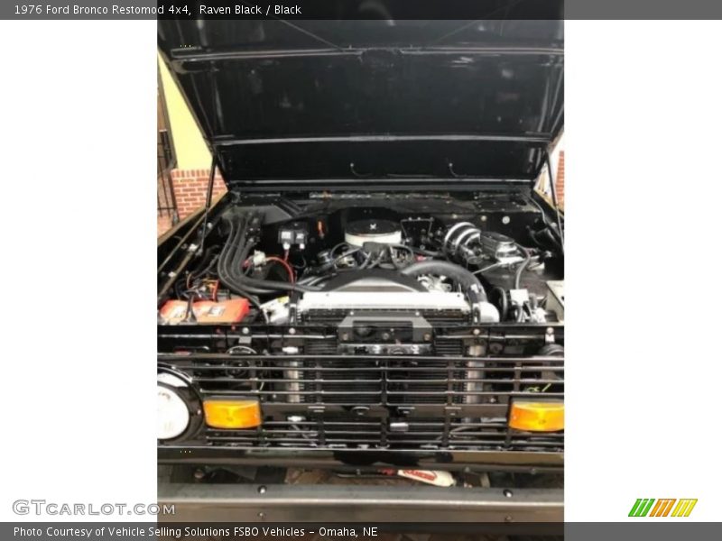 Raven Black / Black 1976 Ford Bronco Restomod 4x4