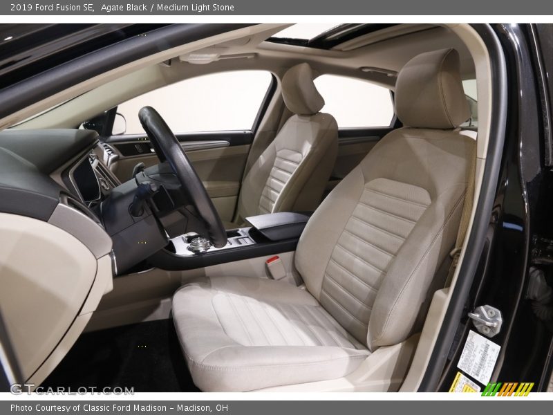 Agate Black / Medium Light Stone 2019 Ford Fusion SE