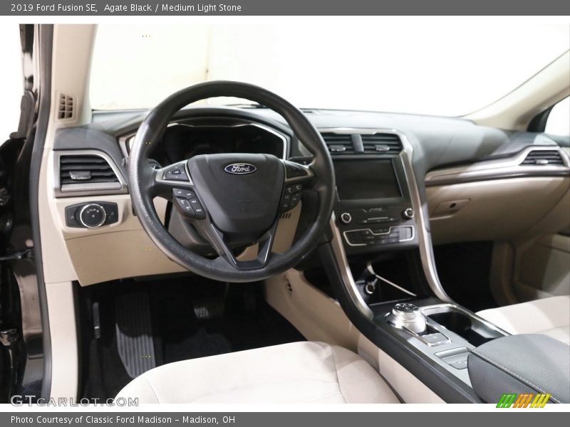 Agate Black / Medium Light Stone 2019 Ford Fusion SE