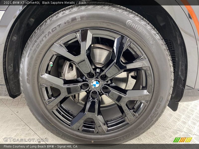 Black Sapphire Metallic / Black 2021 BMW X7 xDrive40i