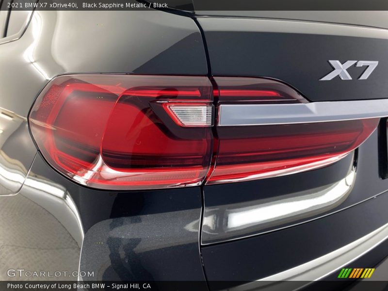 Black Sapphire Metallic / Black 2021 BMW X7 xDrive40i