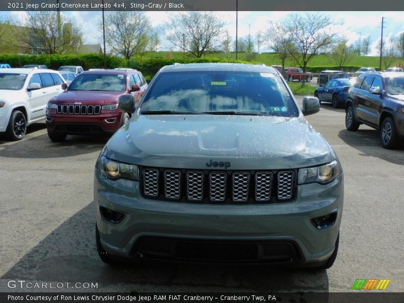 Sting-Gray / Black 2021 Jeep Grand Cherokee Laredo 4x4