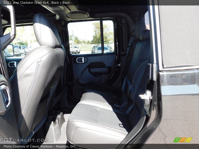 Black / Black 2021 Jeep Gladiator Sport 4x4