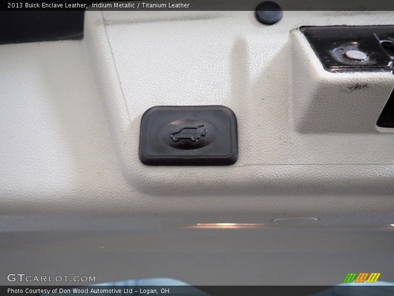 Iridium Metallic / Titanium Leather 2013 Buick Enclave Leather