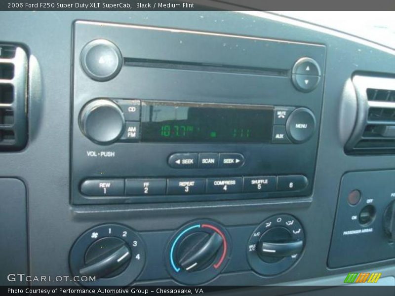 Black / Medium Flint 2006 Ford F250 Super Duty XLT SuperCab