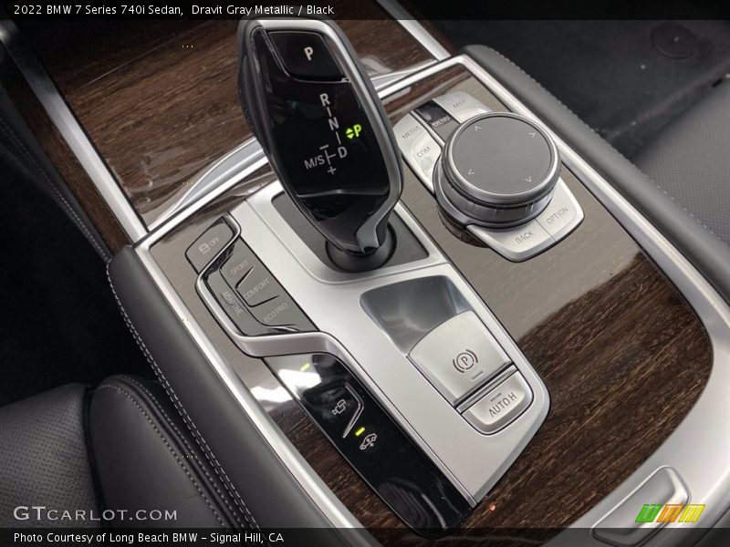  2022 7 Series 740i Sedan 8 Speed Automatic Shifter