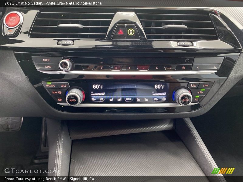 Controls of 2021 M5 Sedan