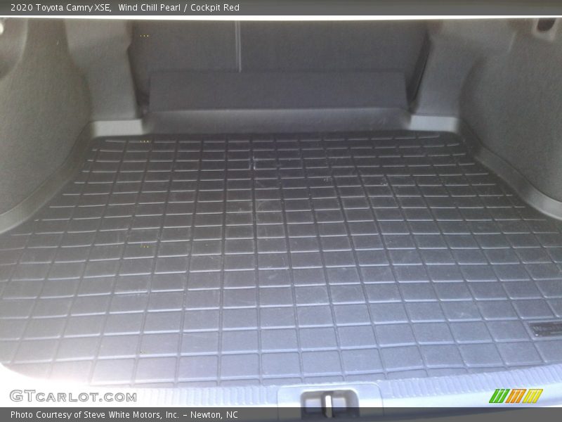 Wind Chill Pearl / Cockpit Red 2020 Toyota Camry XSE