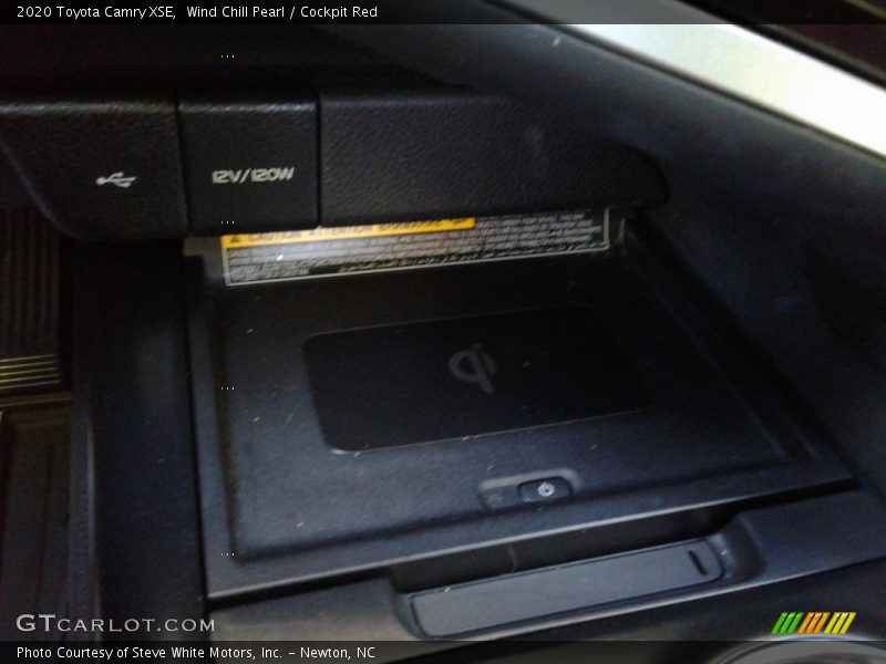 Wind Chill Pearl / Cockpit Red 2020 Toyota Camry XSE