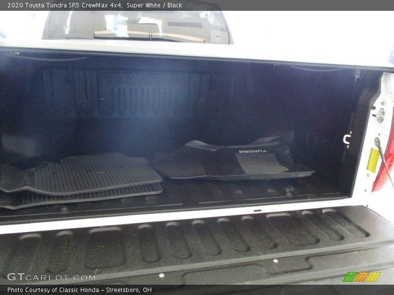 Super White / Black 2020 Toyota Tundra SR5 CrewMax 4x4