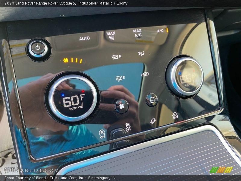 Indus Silver Metallic / Ebony 2020 Land Rover Range Rover Evoque S