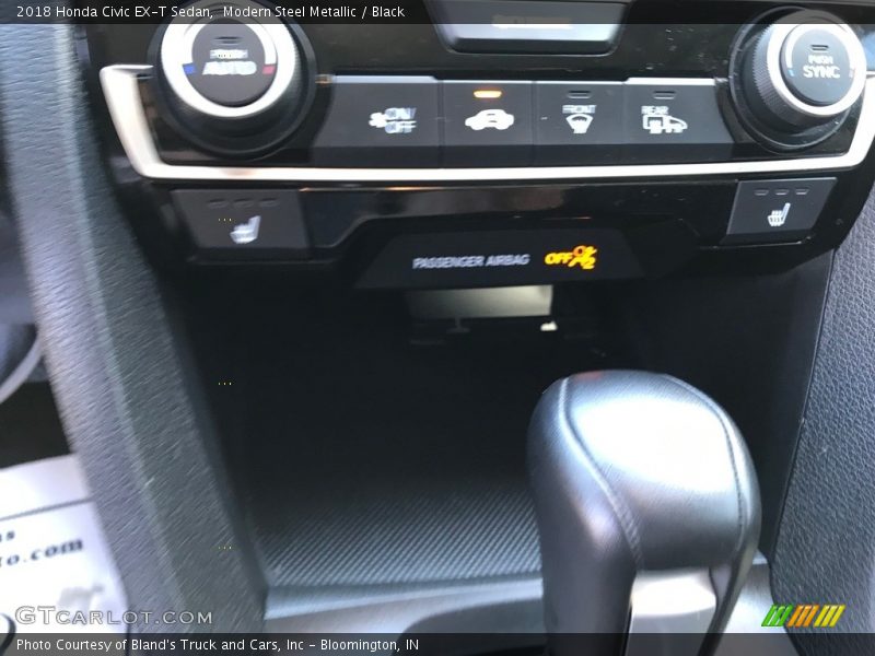 Modern Steel Metallic / Black 2018 Honda Civic EX-T Sedan