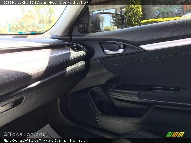 Modern Steel Metallic / Black 2018 Honda Civic EX-T Sedan