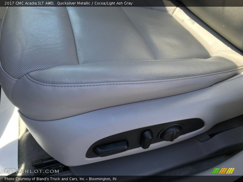 Quicksilver Metallic / Cocoa/Light Ash Gray 2017 GMC Acadia SLT AWD