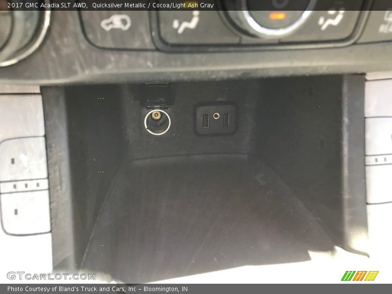 Quicksilver Metallic / Cocoa/Light Ash Gray 2017 GMC Acadia SLT AWD