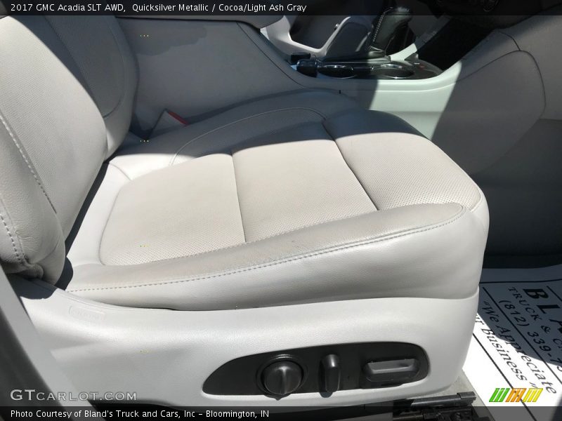 Quicksilver Metallic / Cocoa/Light Ash Gray 2017 GMC Acadia SLT AWD