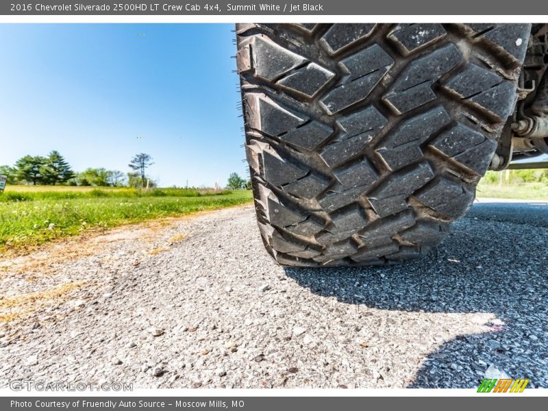Summit White / Jet Black 2016 Chevrolet Silverado 2500HD LT Crew Cab 4x4